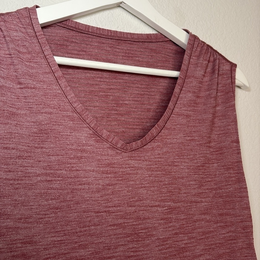 Lululemon Sweat Times Short Sleeve Top Shoulder Detail size 4 - Picture 3 of 6